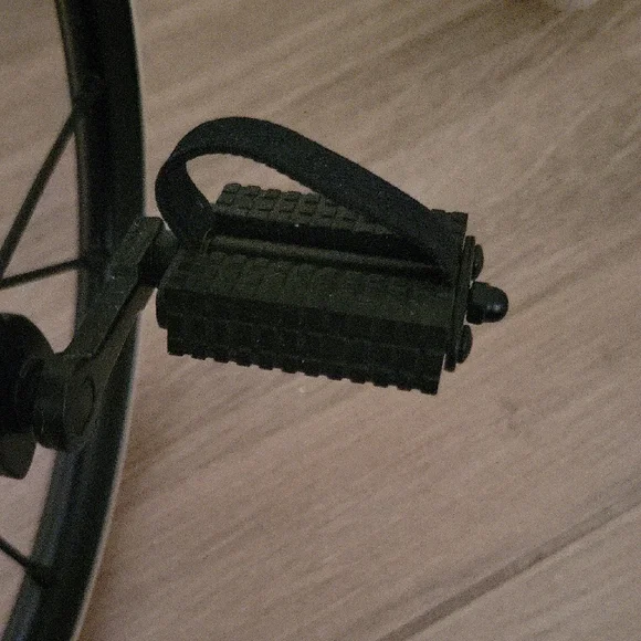 American Girl Samantha's Three Wheeled Bicycle with Basket